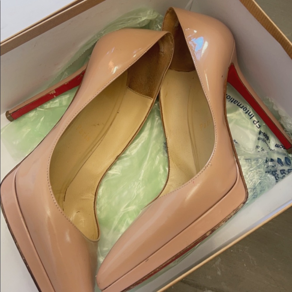 Christian louboutinn heels